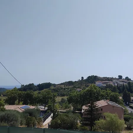 بيت للعطل Le Mazet Du Salagou Clermont-lʼHérault